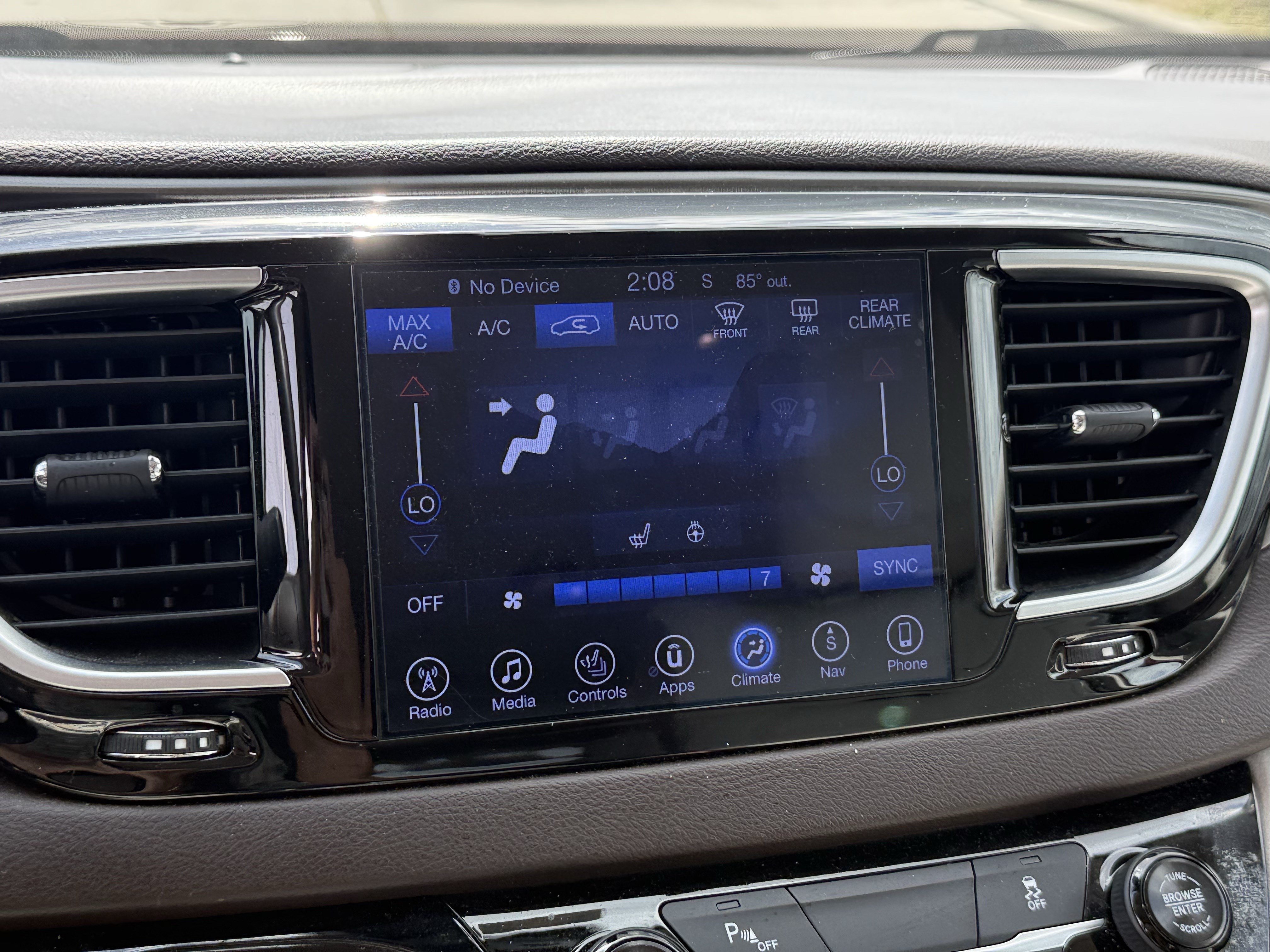 Used 2017 Chrysler Pacifica Touring-L Plus FWD image 21