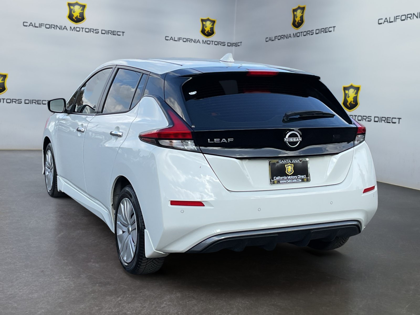 Used 2025 Nissan Leaf S FWD image 7