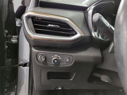 Used 2023 Chevrolet TrailBlazer ACTIV w/ Convenience Package image 10