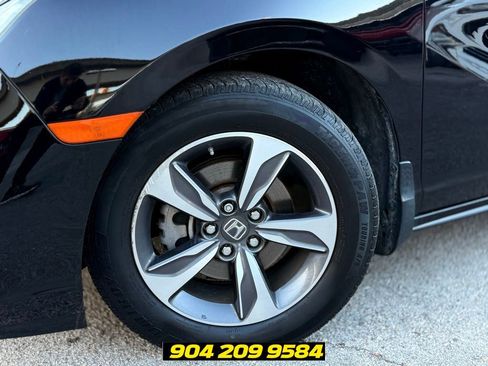 Used 2019 Honda Odyssey Touring image 4