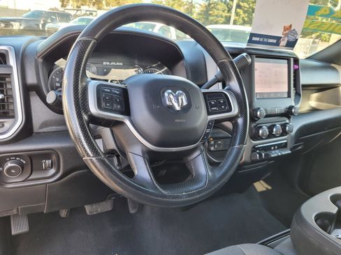 Used 2022 RAM 3500 Big Horn AWD/4WD image 12