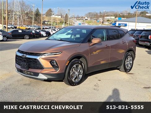 Used 2023 Chevrolet Blazer LT image 1