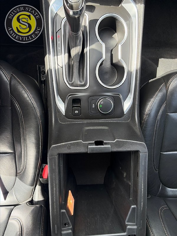 Used 2019 Chevrolet Traverse RS w/ LPO, Floor Liner Package FWD image 24
