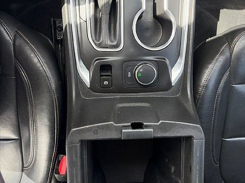 Used 2019 Chevrolet Traverse RS w/ LPO, Floor Liner Package FWD image 24
