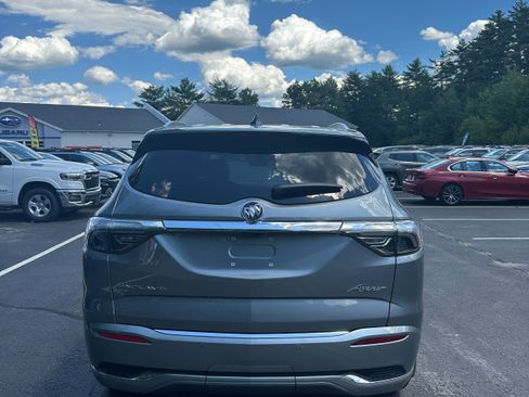 Used 2023 Buick Enclave Avenir w/ Avenir Technology Package AWD/4WD image 6