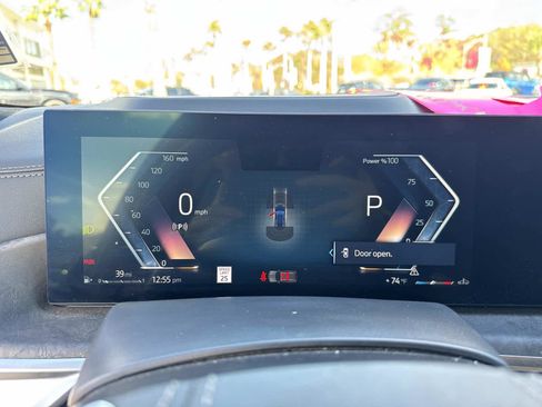 Used 2025 BMW X5 sDrive40i w/ Premium Package image 32