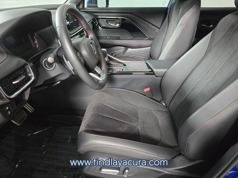 Certified 2025 Acura ADX A-Spec image 11