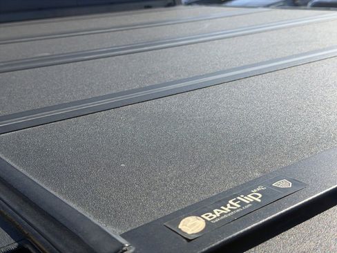 Used 2019 RAM 2500 Laramie w/ Night Edition image 9