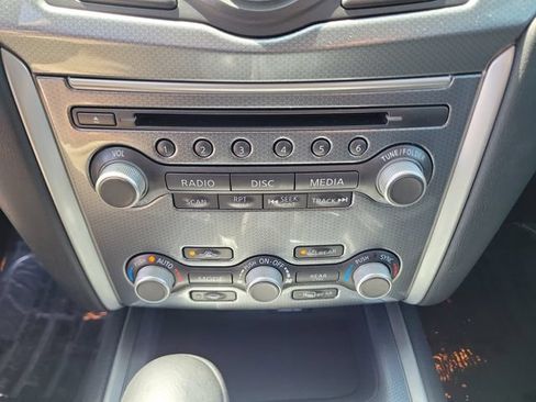 Used 2020 Nissan Pathfinder SL FWD image 31