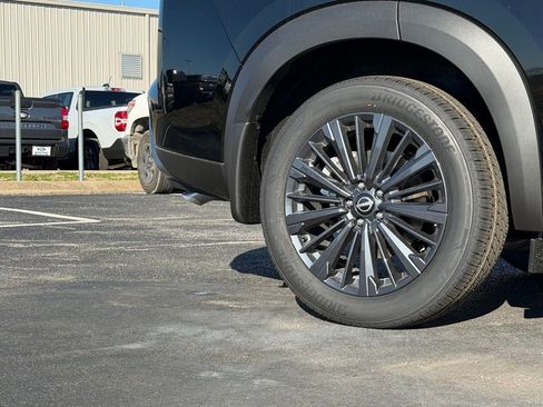 New 2026 Nissan Pathfinder SL image 37