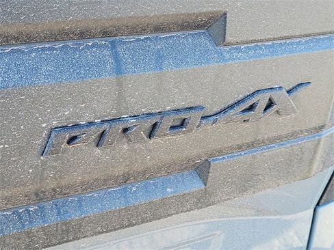 Used 2025 Nissan Frontier PRO-4X w/ Pro Premium Package image 8