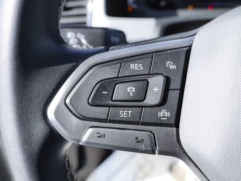 Used 2022 Volkswagen Atlas SE image 19