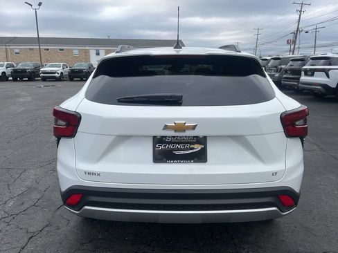 New 2026 Chevrolet Trax LT w/ Driver Confidence Package image 4