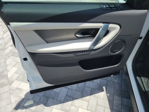 New 2026 Land Rover Discovery Sport Landmark AWD/4WD image 23