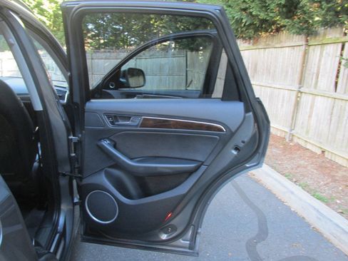 Used 2016 Audi Q5 2.0T Premium Plus w/ Technology Package image 65