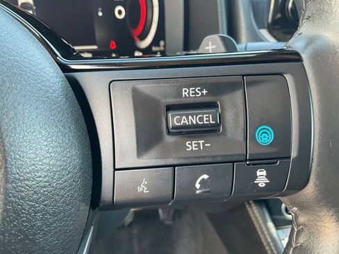 Used 2023 Nissan Rogue Platinum w/ Platinum Premium Package AWD/4WD image 11
