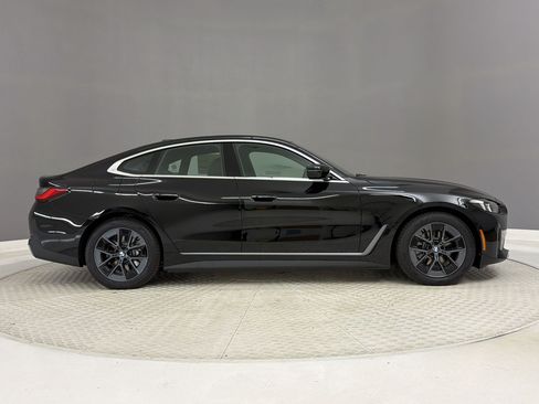 New 2026 BMW i4 eDrive40 w/ Parking Assistance Package RWD image 8
