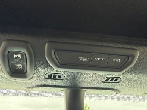 Used 2023 Jeep Wrangler Unlimited Sahara AWD/4WD image 19