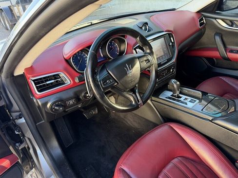 Used 2015 Maserati Ghibli image 21
