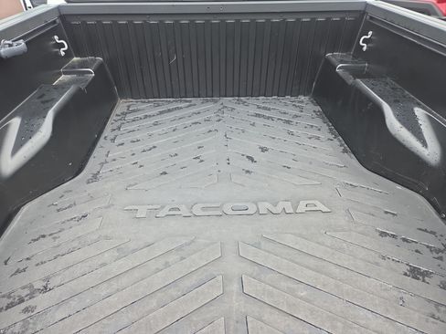 Certified 2023 Toyota Tacoma TRD Sport w/ Advanced Technology Package AWD/4WD image 33