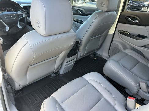 Used 2019 GMC Acadia SLT image 22