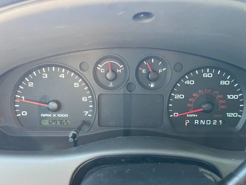 Used 2009 Ford Ranger XL image 12