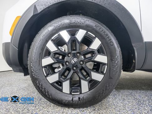 Used 2025 Hyundai Santa Cruz SEL AWD/4WD image 47