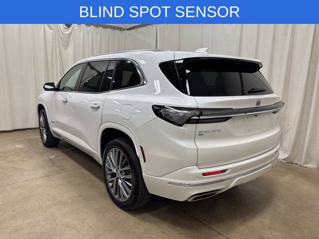 Used 2025 Buick Enclave Avenir w/ Super Cruise Package AWD/4WD image 7