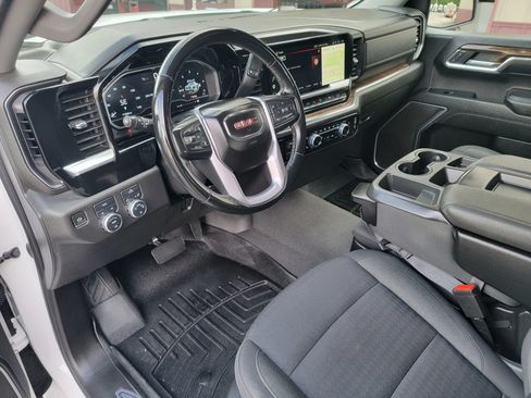 Used 2023 GMC Sierra 1500 SLE AWD/4WD image 9