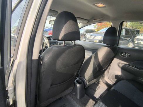 Used 2015 Nissan Versa Note SV image 11