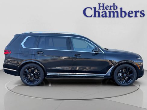 Used 2023 BMW X7 xDrive40i AWD/4WD image 11