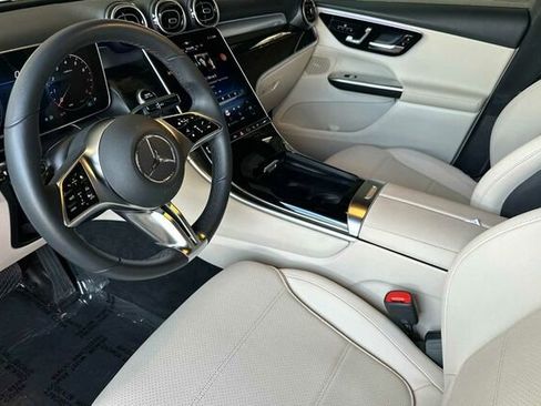 Certified 2025 Mercedes-Benz GLC 300 image 10