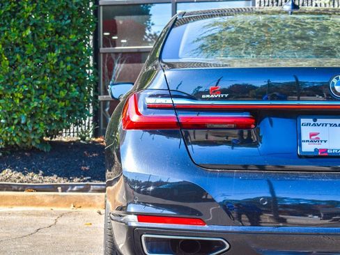 Used 2020 BMW 740i w/ Cold Weather Package image 12