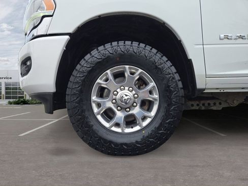 Used 2023 RAM 2500 Laramie AWD/4WD image 10