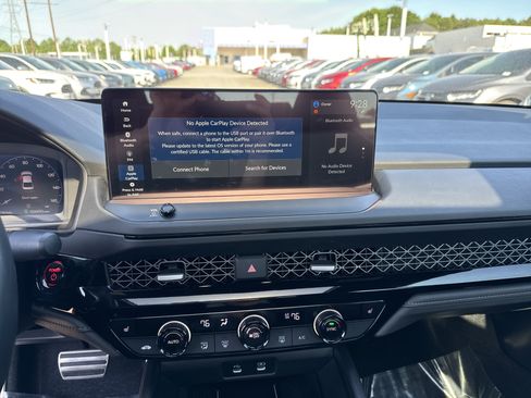 Certified 2025 Honda Accord Sport image 24