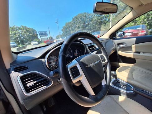 Used 2013 Chrysler 200 Limited w/ Sun/Sound Group FWD image 16