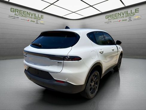 New 2024 Dodge Hornet GT w/ GT Blacktop Package image 5