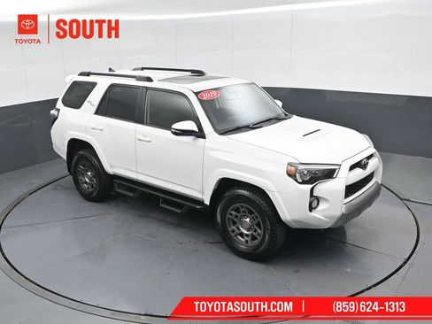 Used 2019 Toyota 4Runner TRD Off-Road Premium image 48