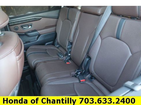 Used 2024 Honda Pilot Elite image 29