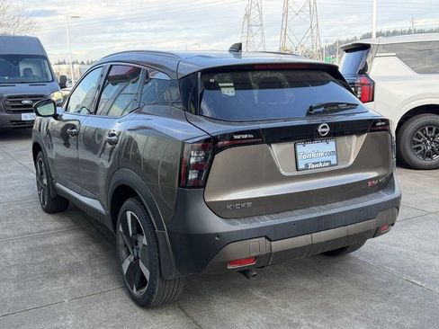 New 2026 Nissan Kicks SR w/ SR Premium Package image 5