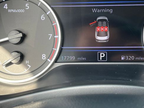 Used 2025 Nissan Sentra SV FWD image 45