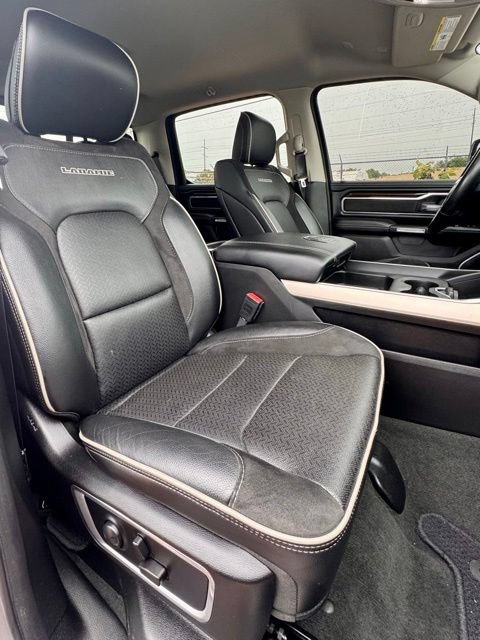 Used 2022 RAM 1500 Laramie AWD/4WD image 14
