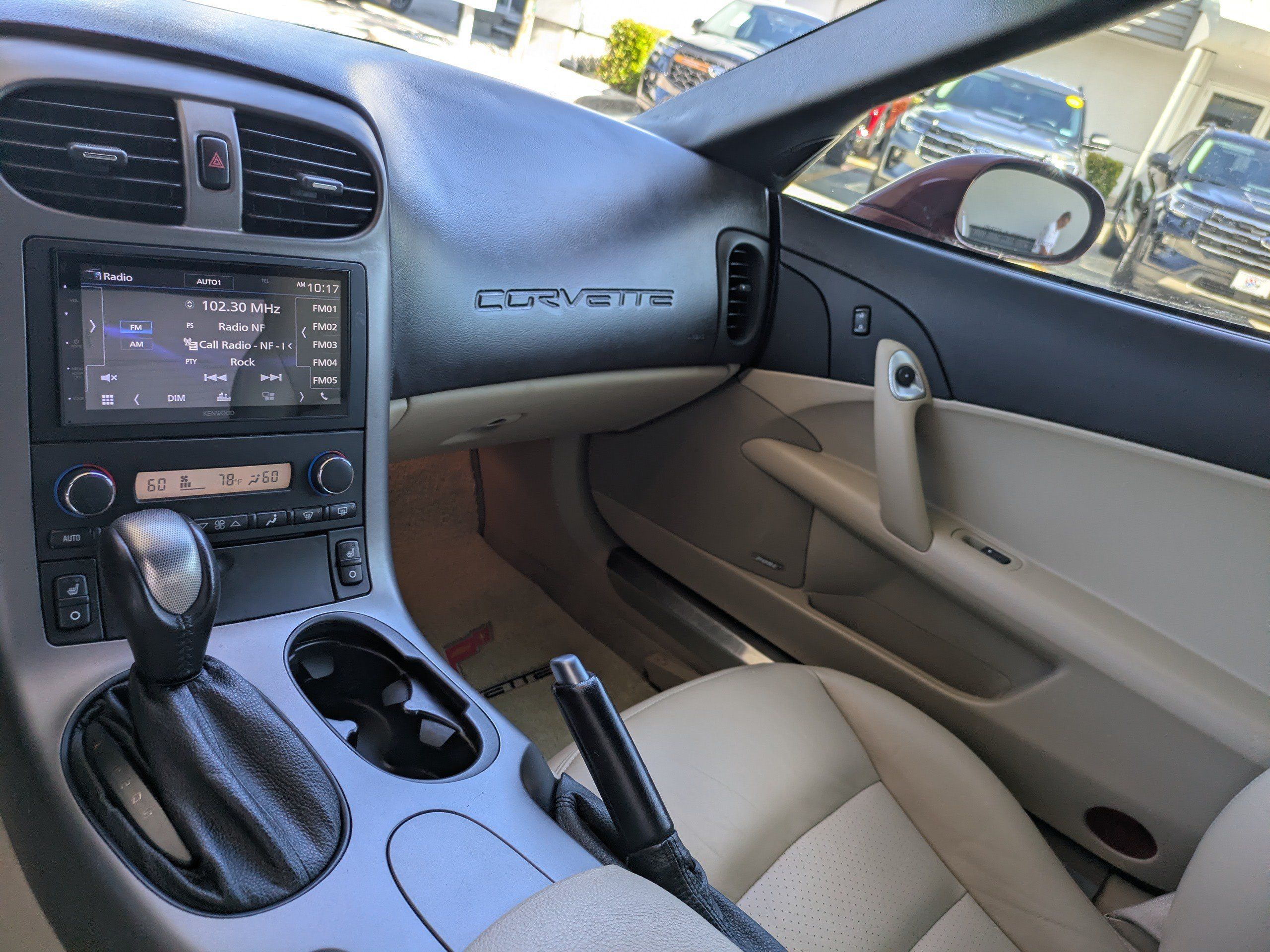 Used 2006 Chevrolet Corvette Coupe w/ Preferred Equipment Group RWD image 16