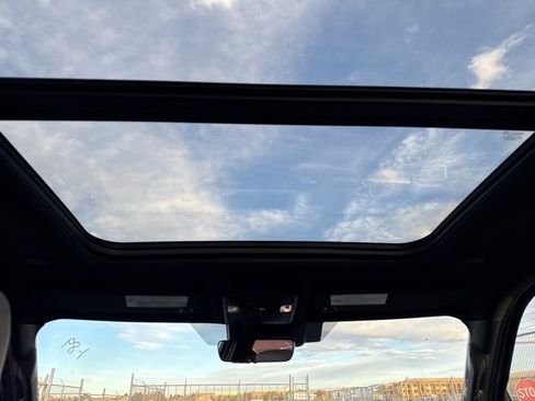 Used 2025 Toyota Tundra Limited image 10