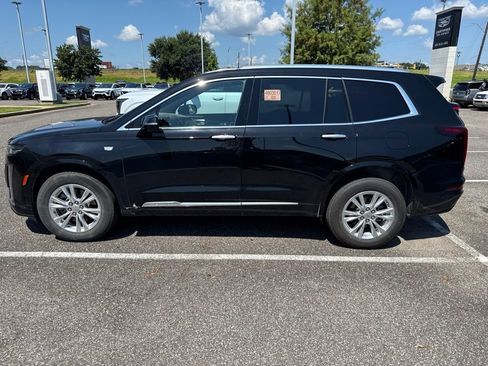 Used 2025 Cadillac XT6 Luxury AWD/4WD image 8