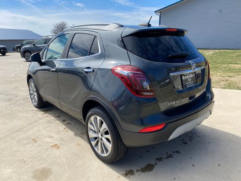 Used 2017 Buick Encore Preferred image 4