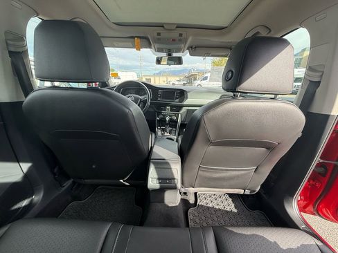 Used 2021 Volkswagen Jetta SE image 31