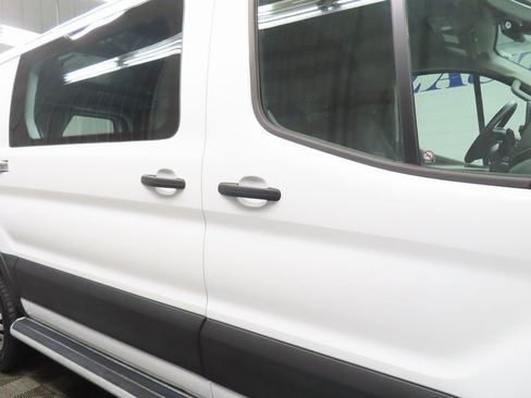 Used 2024 Ford Transit 250 Low Roof AWD w/ Exterior Upgrade Package image 23