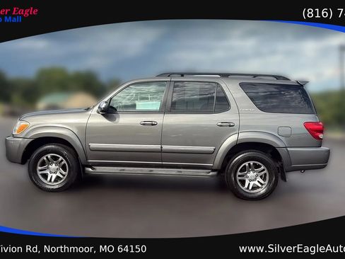 Used 2007 Toyota Sequoia Limited AWD/4WD image 2
