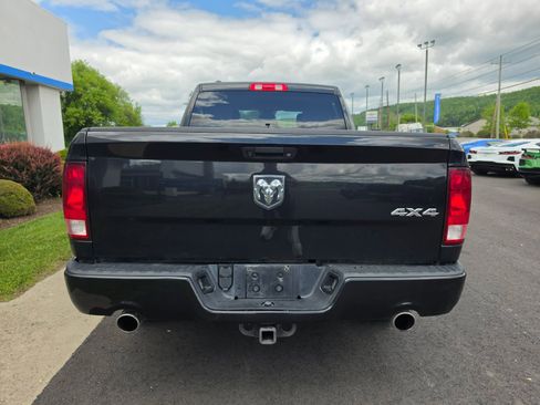Used 2018 RAM 1500 Express AWD/4WD image 4